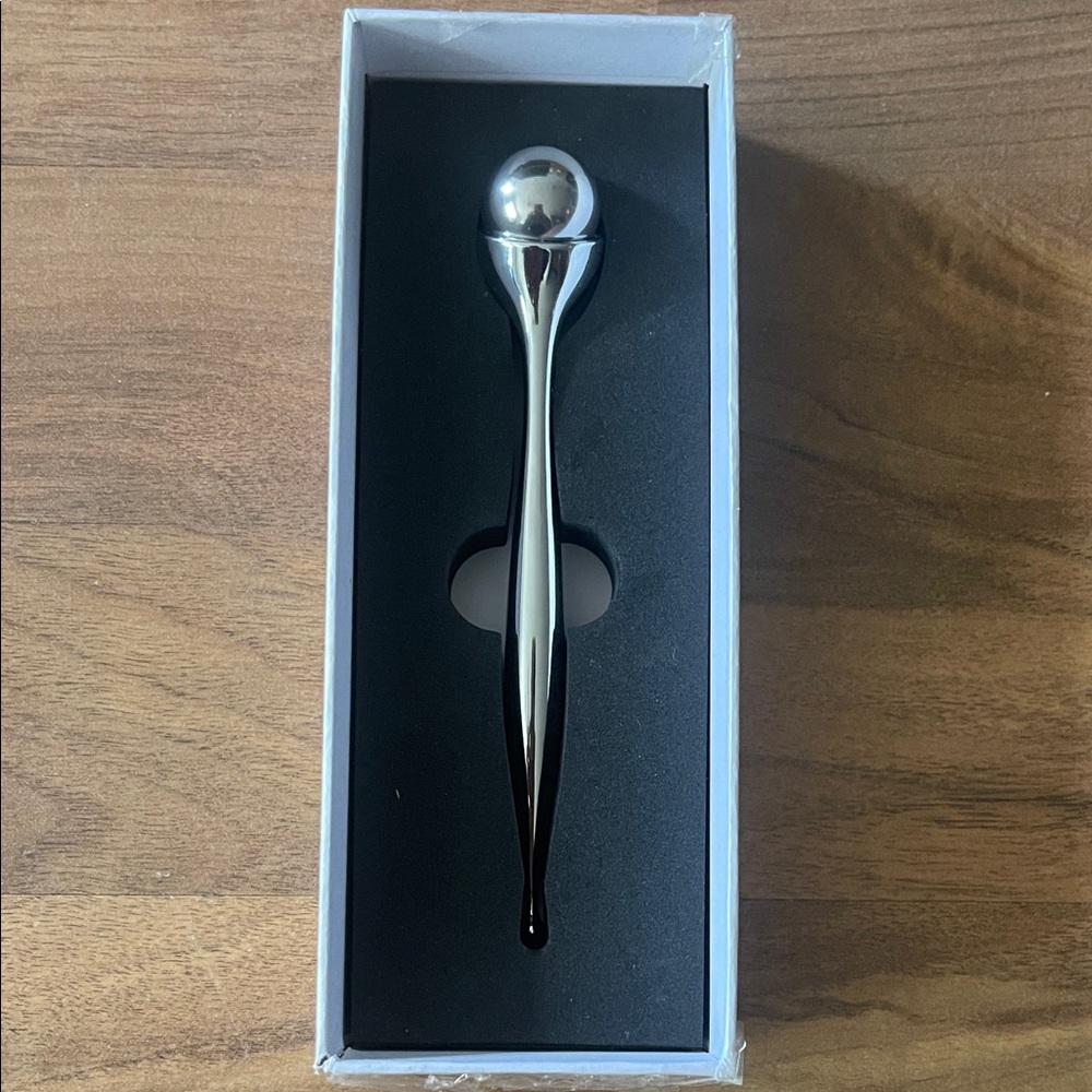 Metal Facial Massage Roller/Eye Cream Roller Wand